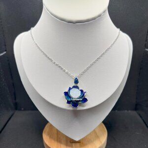 Lotus White Jade Chain Necklace